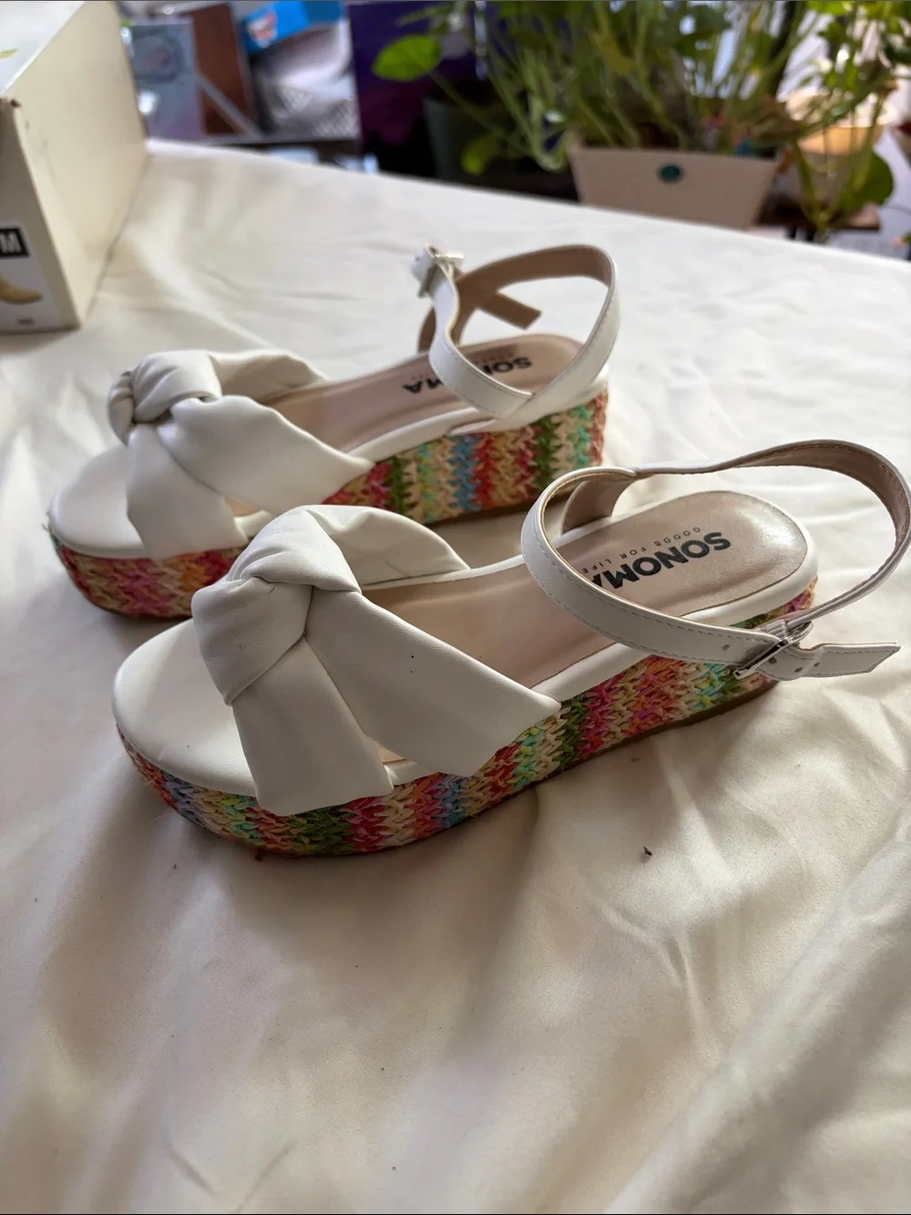 Sonoma White Bow Wedge Sandals with Multicolor Espadrille